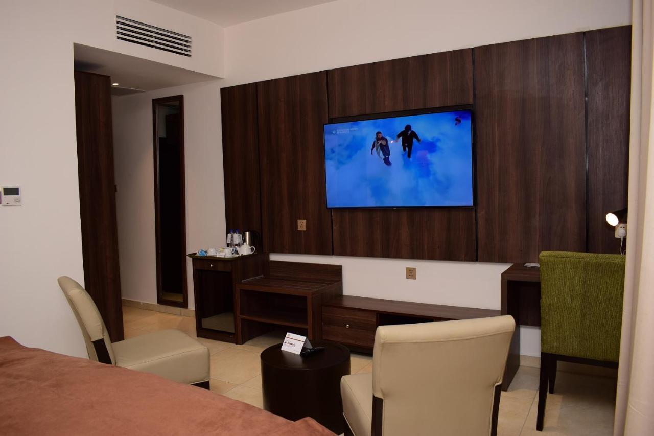 Monty Suites & Golf Uyo Exteriér fotografie