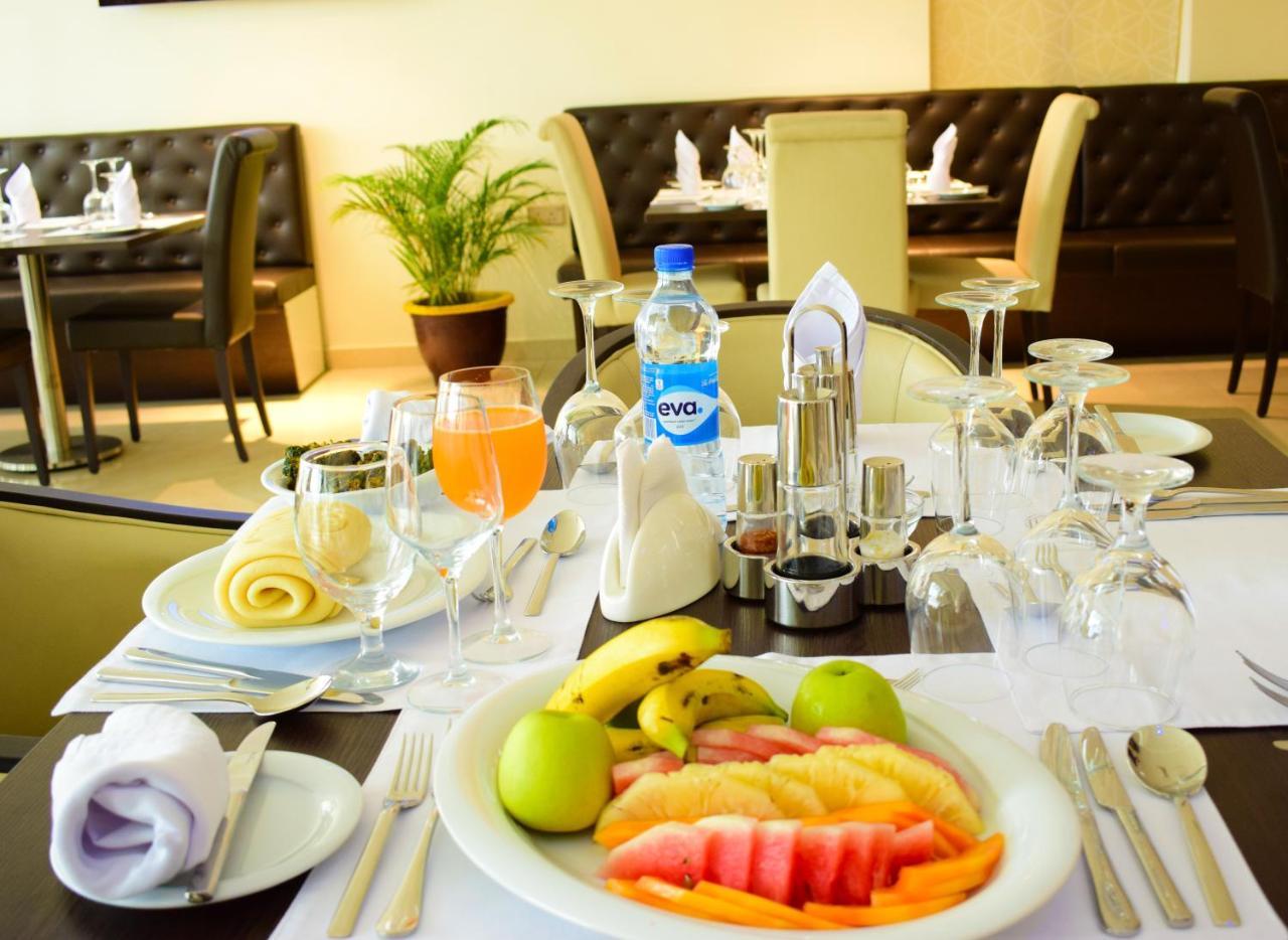 Monty Suites & Golf Uyo Exteriér fotografie